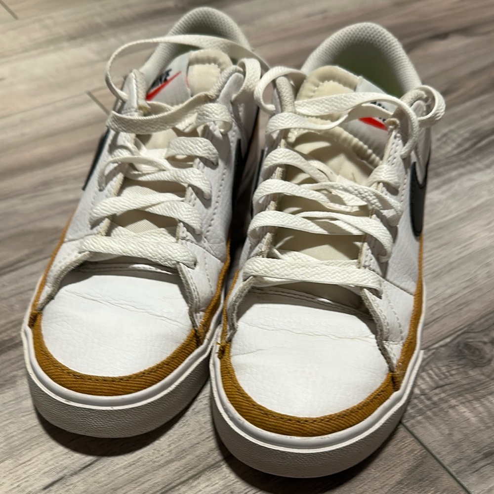 Nike Court Legacy White and Tan Athletic Shoes - Picture 4 of 7
